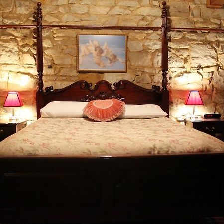 Ross B&B Accommodation ภายนอก รูปภาพ
