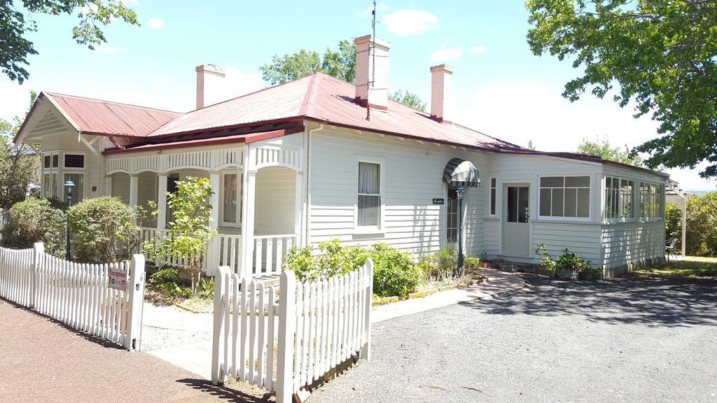 Ross B&B Accommodation ภายนอก รูปภาพ